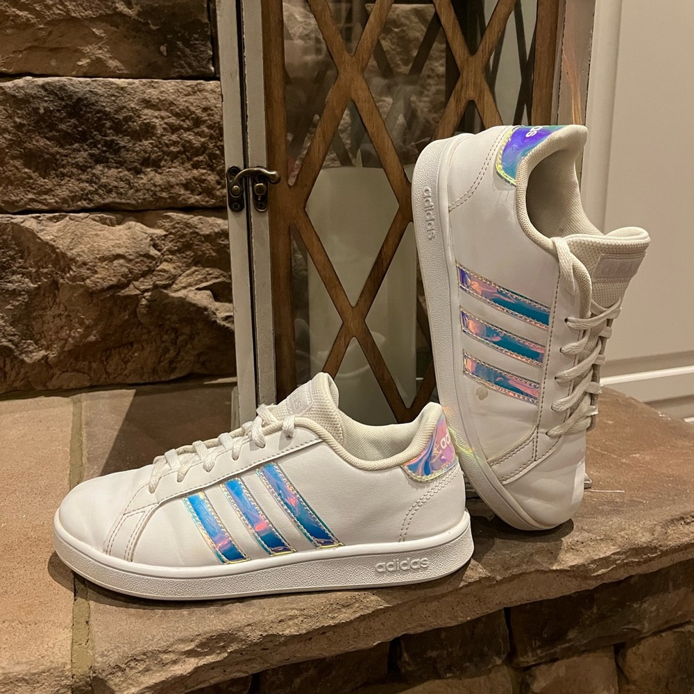 Girls’ Adidas Grand Court Sneakers, Size 4